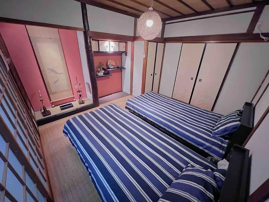 【夢の宿】独立日式两层一户建大家庭欢迎！近天王寺近铁百货qsmal购物便利日本桥10分钟车程 أوساكا بيت للعطل