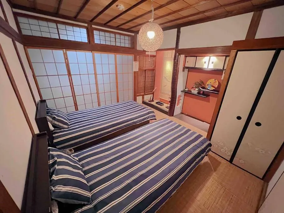 بيت للعطل 【夢の宿】独立日式两层一户建大家庭欢迎！近天王寺近铁百货qsmal购物便利日本桥10分钟车程 أوساكا اليابان